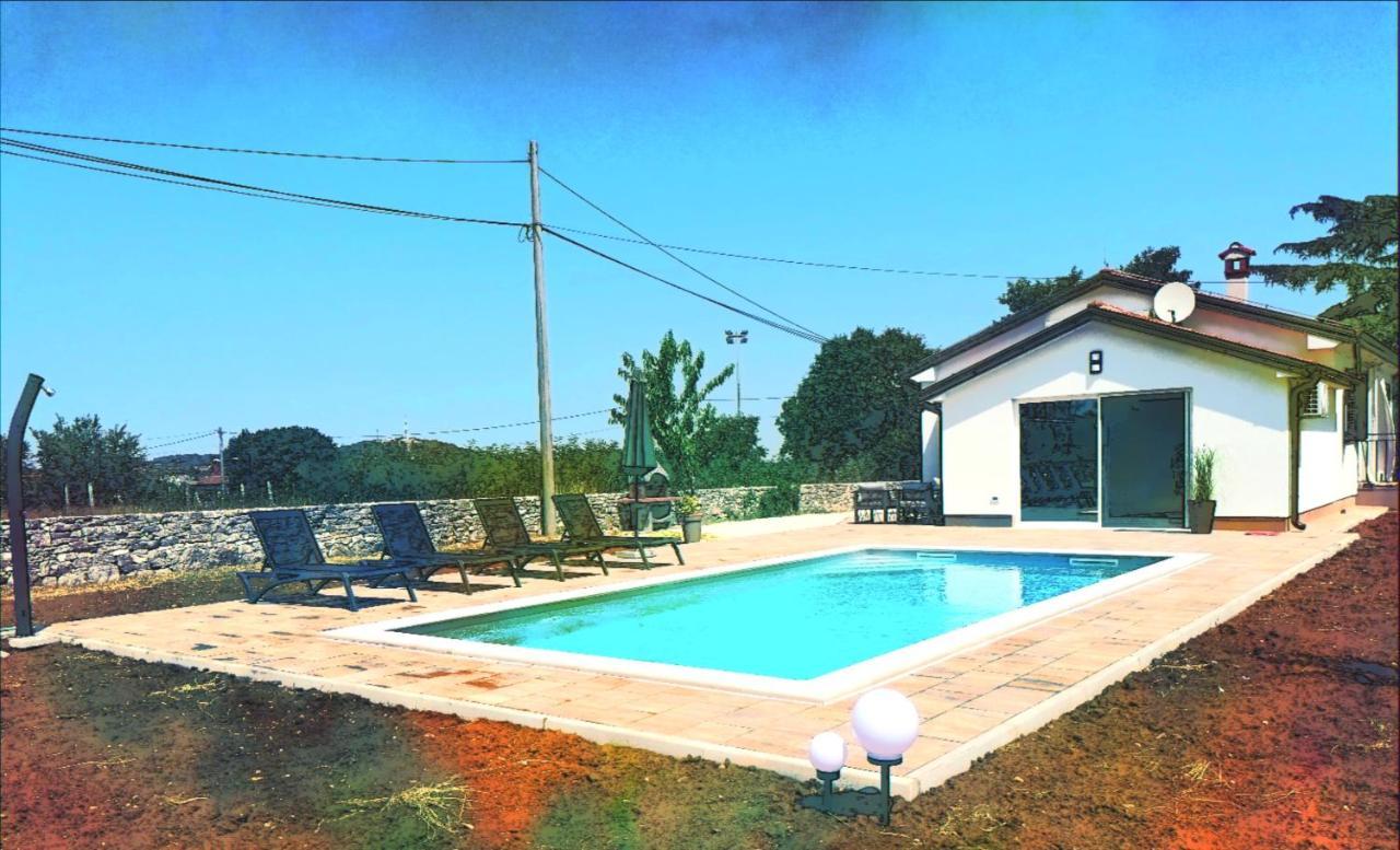 Ferienwohnung Cozy House With Pool Near Rovinj Kanfanar Exterior foto